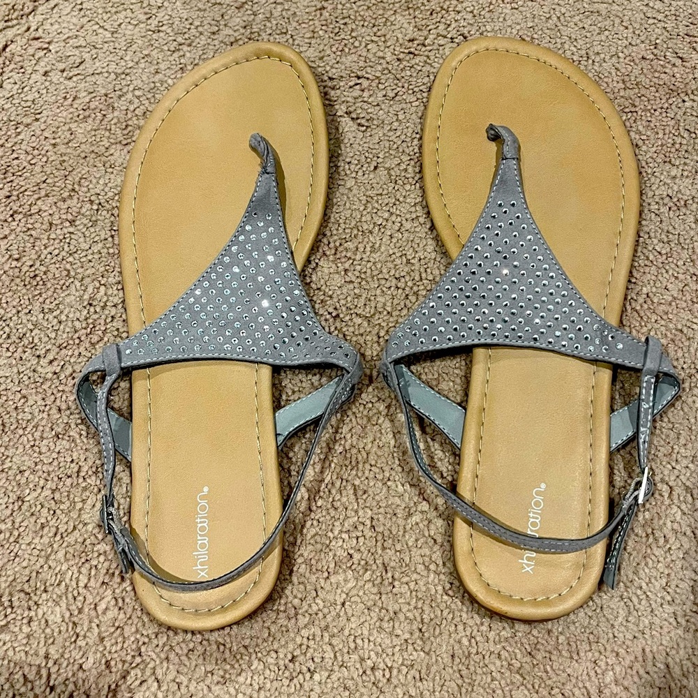 Sandals with rhinestone design